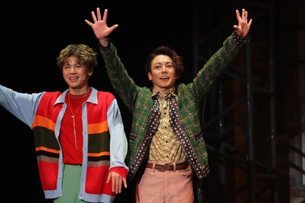 最高の“バディ” 屋良朝幸&中川晃教率いるキャストが躍動！ パワフルにハッピーエンドを目指すミュージカル『SONG WRITERS』