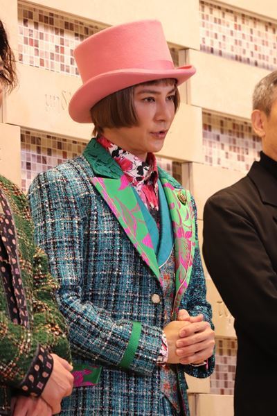 最高の“バディ” 屋良朝幸&中川晃教率いるキャストが躍動！ パワフルにハッピーエンドを目指すミュージカル『SONG WRITERS』