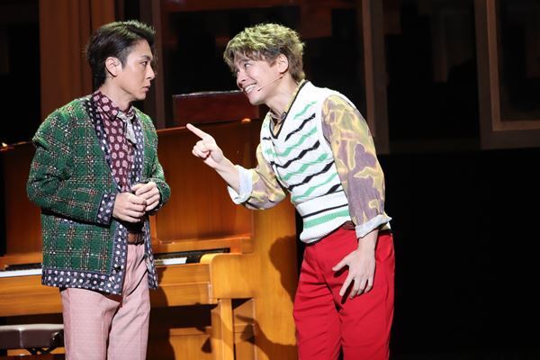 最高の“バディ” 屋良朝幸&中川晃教率いるキャストが躍動！ パワフルにハッピーエンドを目指すミュージカル『SONG WRITERS』