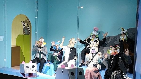 多様な魚や動物、人間との関係性を楽しく考えよう！『あなたも愉快な生きものだ！展』開催中