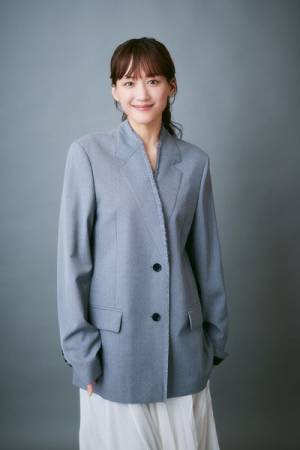 綾瀬はるかを支える“愛の人”「お母さんに相談すると不思議と心が軽くなるんです」