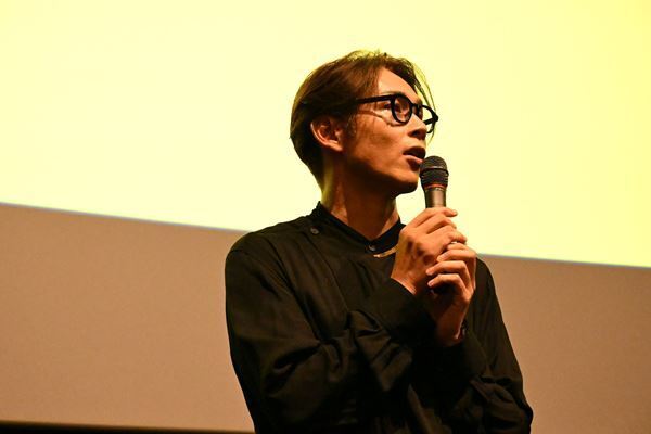 純烈ファンの私生活に驚き！ 初のドキュメンタリー映画公開記念、舞台挨拶レポート