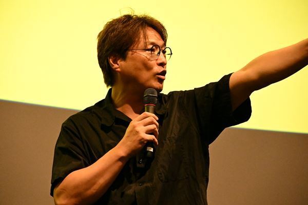 純烈ファンの私生活に驚き！ 初のドキュメンタリー映画公開記念、舞台挨拶レポート