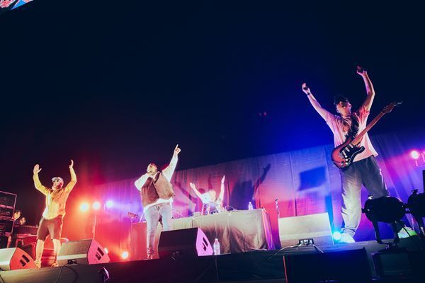 アジカン主催『NANO-MUGEN FES. 2025 in Yokohama』2日間のオフィシャル速報レポートが到着