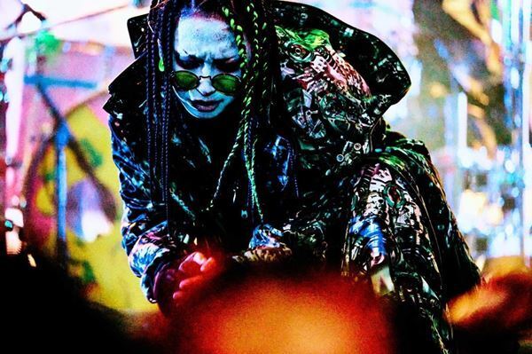 キズ 単独公演『雨男』、晴天の下 “雨男”が放った魂の歌。「俺は、お前らの最強であり続ける！」【オフィシャルレポート】