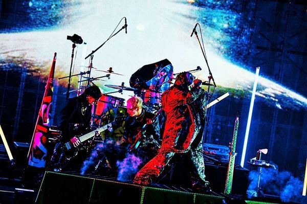 キズ 単独公演『雨男』、晴天の下 “雨男”が放った魂の歌。「俺は、お前らの最強であり続ける！」【オフィシャルレポート】