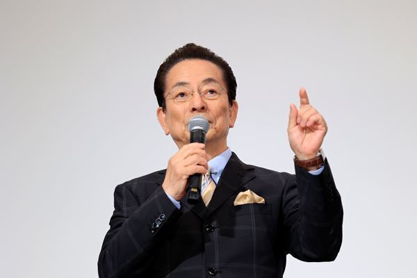 水谷豊と寺脇康文が17年ぶりにふたり揃って登壇 「さよなら 丸の内TOEI」『相棒 -劇場版-』舞台挨拶レポート