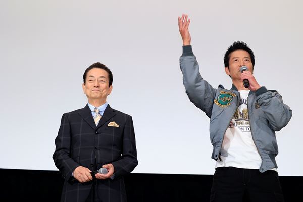 水谷豊と寺脇康文が17年ぶりにふたり揃って登壇 「さよなら 丸の内TOEI」『相棒 -劇場版-』舞台挨拶レポート