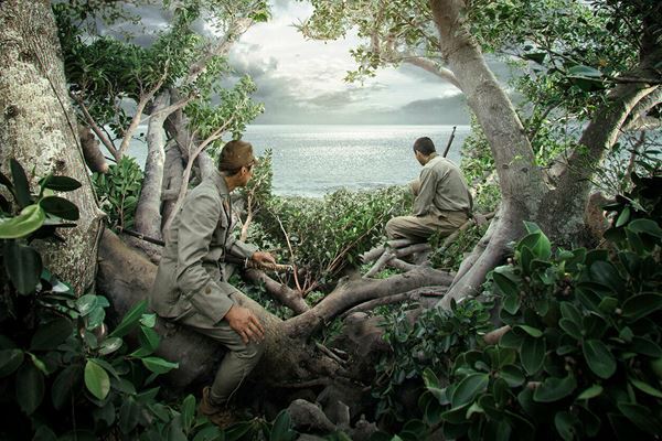 堤真一と山田裕貴が熱演！ 『木の上の軍隊』──終戦を知らず、樹の上で2年間も身を潜め続けたふたりの日本兵【おとなの映画ガイド】