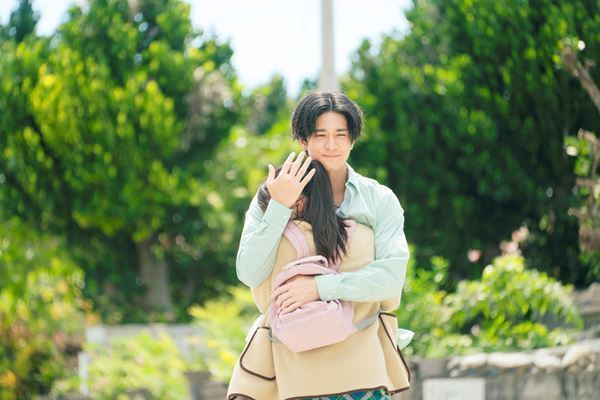 中島裕翔が大切にしているアイドル観「相手の幸せが、自分の喜びに繋がる」