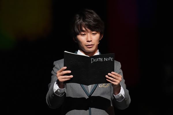 【レポート】加藤清史郎＆渡邉蒼の月と三浦宏規のLが火花を散らす──『デスノート THE MUSICAL』開幕