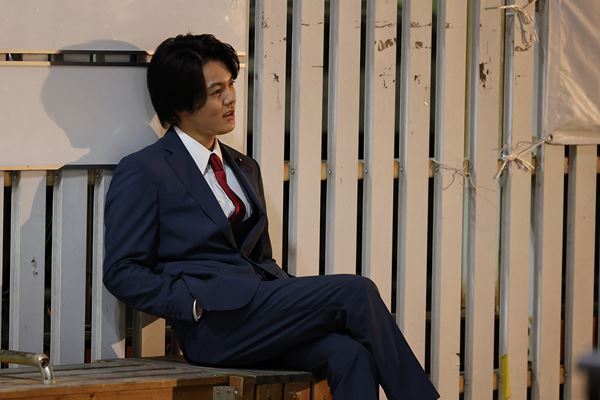 timelesz 寺西拓人の映画初主演作『天文館探偵物語』場面写真8点＆特報映像が公開