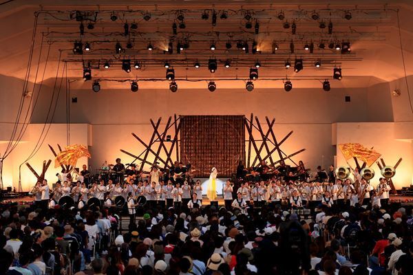 MISIA、愛と平和への祈りをこめて歌声を届ける　長崎・稲佐山公園にて『MISIA CANDLE NIGHT 2025』開催【オフィシャルレポート】