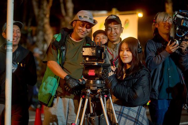 福山雅治×有村架純が撮影秘話を明かす　映画『ブラック・ショーマン』スペシャル対談映像公開