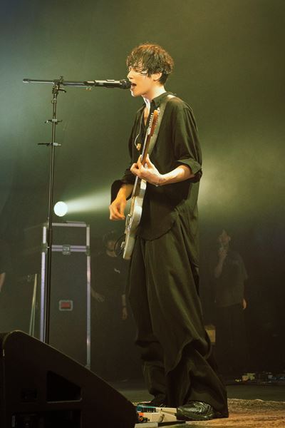 [Alexandros] 最新アルバムリリース記念『”PROVOKE” LAUNCH PARTY』、代表曲やヒット曲を次々と披露した一夜「ツアーの前哨戦にようこそ！」【オフィシャルレポート】