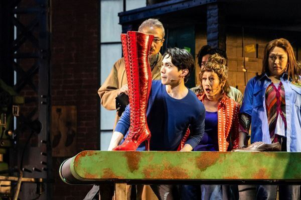 「自分が変われば世界も変わる」ミュージカル『キンキーブーツ』有澤樟太郎＆松下優也ペアゲネプロレポート&初日公演後シンディ・ローパーのメッセージ