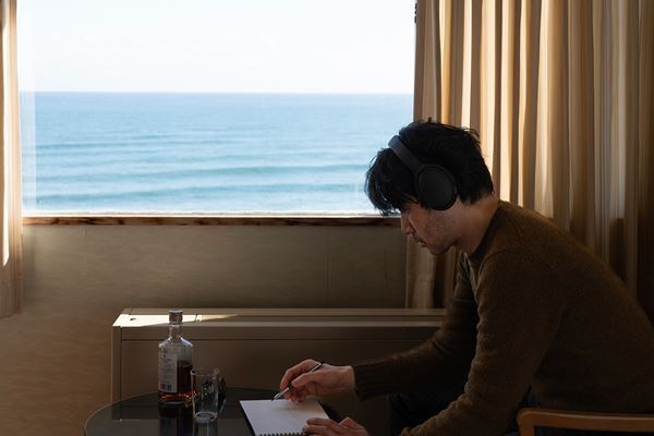 竹野内豊の切ない表情も　映画『SPIRIT WORLD -スピリットワールド-』場面写真公開