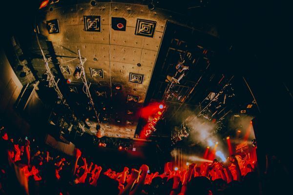 JIGDRESS pre.『信念』盟友・時速36km、ルサンチマンを迎え、ついに実現「だいぶ前にDaisyBarで話をしてたことが形になっていてうれしい」