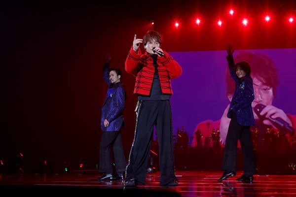 香取慎吾、初のソロアリーナツアー『SHINGO KATORI 1st LIVE TOUR Circus Funk 2025』緑のペンライト一色に染まりステージと客席が一体となった東京公演で幕開け！【オフィシャルレポート】