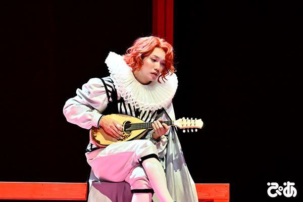 Aぇ! group正門良規「何も考えずにフラッと笑いに来てほしい」 森新太郎演出の舞台『十二夜』が開幕