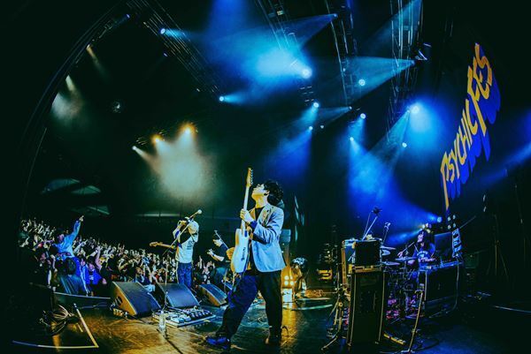 PK shampoo主催『PSYCHIC FES 2025』に40組のミュージシャンが大集結！ダイブに大合唱、歌舞伎町を熱狂の渦に巻き込んだ一日をレポート