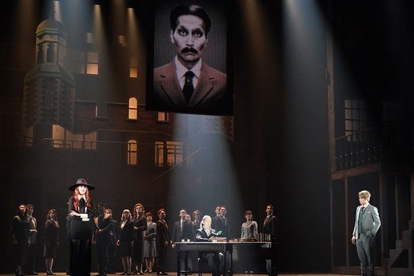 森崎ウィンがロイド役を続投！ ミュージカル『SPY×FAMILY』新たなキャストを迎え再演決定