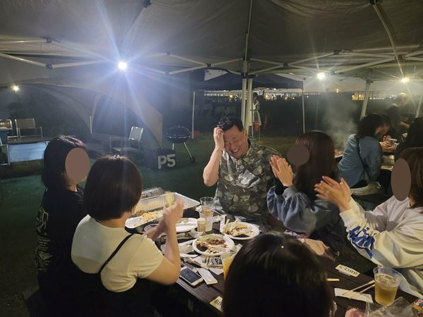 【レポート】結成20周年を迎えたグランジが日帰りバスツアーを開催　ドッキリや単独ライブ発表などサプライズ尽くしのツアーにファン歓喜