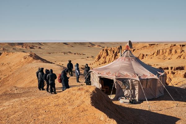 ヒョンビン主演『ハルビン』CGではなくリアルを追求したメイキング映像公開「グリーンバックの前で撮りたくなかった」