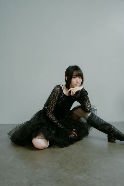 シンガーソングライター・XAI、ゲストに ZAQを迎え初の対バンライブ『XAIXLIVE』を開催