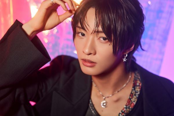 IMP.佐藤新が考える“自分らしさ”「今は頑張って大人になろうとしている最中」