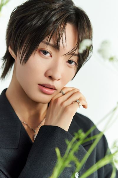 IMP.佐藤新が考える“自分らしさ”「今は頑張って大人になろうとしている最中」