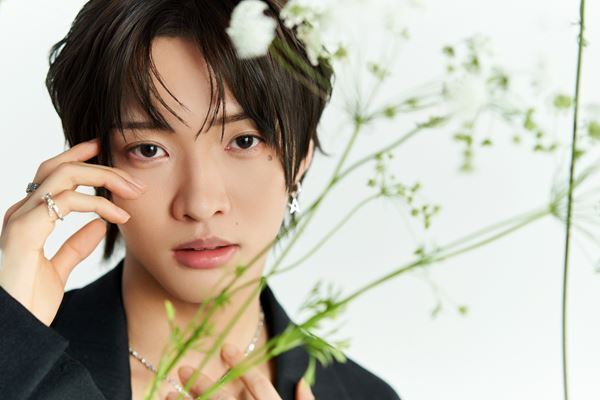 IMP.佐藤新が考える“自分らしさ”「今は頑張って大人になろうとしている最中」