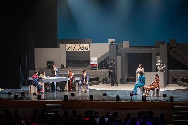 『暴太郎戦隊ドンブラザーズFLT』大阪スペシャル公演を生配信　ステージフォトも公開