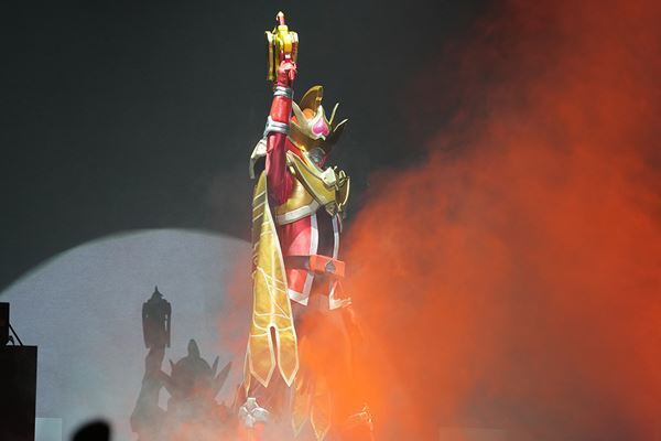 『暴太郎戦隊ドンブラザーズFLT』大阪スペシャル公演を生配信　ステージフォトも公開