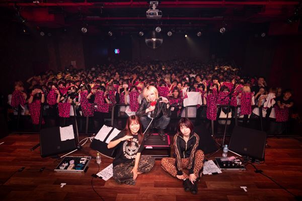 つきみ“永遠をまた続きから始めようツアー”ファイナル公演レポート「みんなのことはちゃんと見てるから」