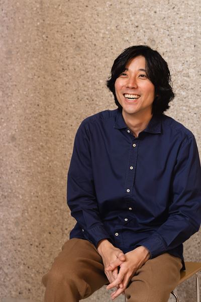 「スリリングな体験に」蓬莱竜太×大谷亮介×関口アナンが語る新国立劇場『消えていくなら朝』への取り組み