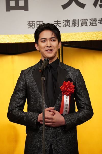 【第50回菊田一夫演劇賞】大賞の栗山民也「ひとつひとつの言葉に勇気をもらった」明日海りお、長澤まさみ、甲斐翔真、伊東四朗ら豪華な顔ぶれ