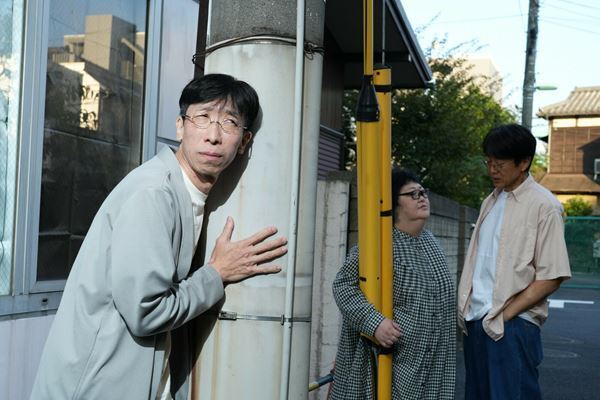 小松和重×平田敦子×久ヶ沢徹　「サモ・アリナンズ」最後の本公演、最新版『蹂躙さん』の見どころと思い出と