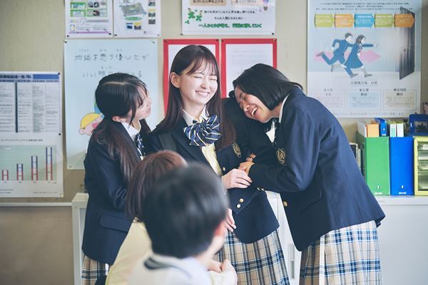 長尾謙杜×山田杏奈『恋に至る病』初恋と事件が交差する場面写真6点公開
