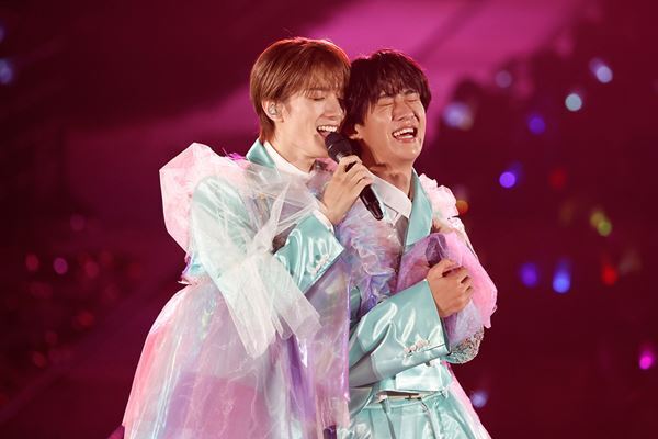 M!LK 愛と決意を伝えたアリーナツアーを完走「今のこの5人が大好きです」10th Anniversary M!LK AREANA TOUR 2024『I CAN DRINK!』ライブレポート