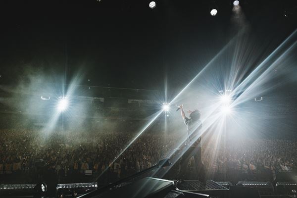 Official髭男dism、初のスタジアムライブ『OFFICIAL HIGE DANDISM LIVE at STADIUM 2025』ファイナル公演のオフィシャルレポート到着！