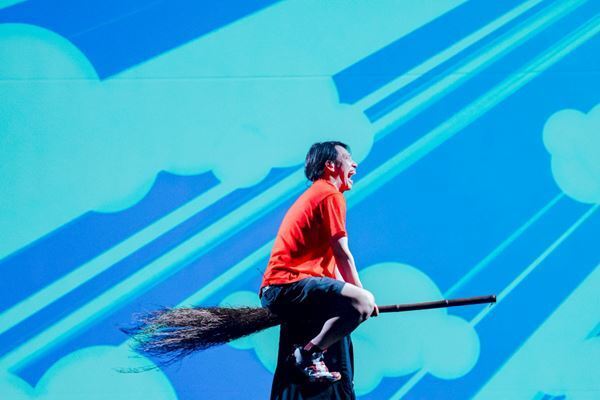 歌って踊って笑顔全開！　超能力戦士ドリアンの史上最大規模のツアーファイナル