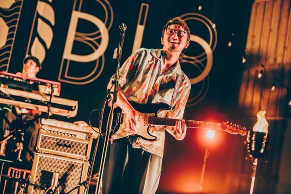 BRADIO結成15周年『SUMMER SUMMER at HIBIYA YAON』希望に満ちたハッピーファンクサウンドが日比谷公園の森を抜けてビル街にこだました夜