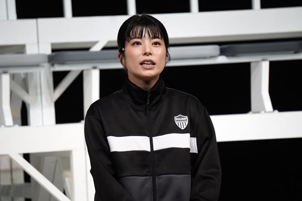吉高由里子「ちゃんと傷つく作品」3年ぶり舞台『シャイニングな女たち』で蓬莱竜太と念願の初タッグ