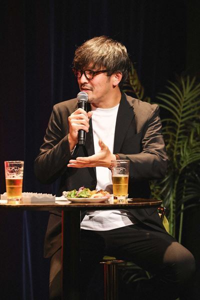 ACIDMAN、オリジナルAL＆トリビュートAL発売記念イベント開催　テナー・ホリエアツシとバンアパ・荒井岳史が参加【オフィシャルレポート】