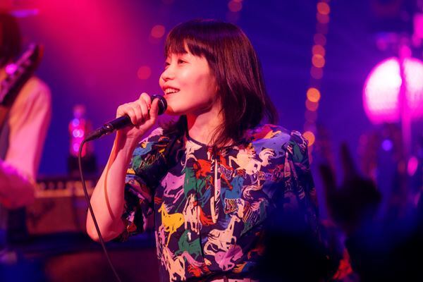 ラブサイケデリコ、デビュー25周年ツアーファイナル公演「25年素敵な旅をありがとう。みんなとの旅の思い出は全部私の宝物」【オフィシャルレポート】