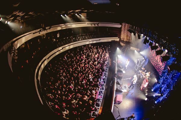 つきみ史上最大キャパを更新！祝祭感に満ちた『ににちゃん生誕2026』 「愛してるよ！」涙と笑顔と、渾身の叫びが響いた特別な夜をレポート！