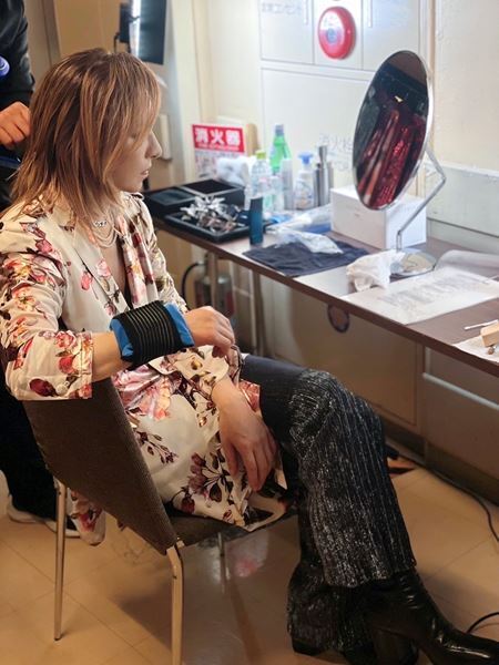 YOSHIKI、世界一豪華なディナーショー全10公演を完走　最終日にはX JAPAN・PATAがサプライズ登場し歴史的な一夜に【オフィシャルレポート】