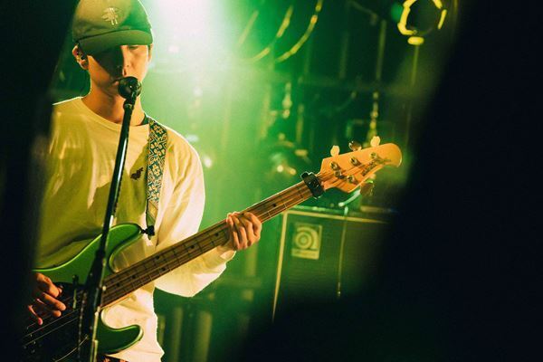 【ライブレポート】多様なアイデンティティが交差した夜――Mama Rag／ZenPal／春風レコードが出演した「Grasshopper WEST vol.8」