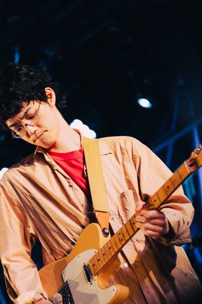 【ライブレポート】多様なアイデンティティが交差した夜――Mama Rag／ZenPal／春風レコードが出演した「Grasshopper WEST vol.8」